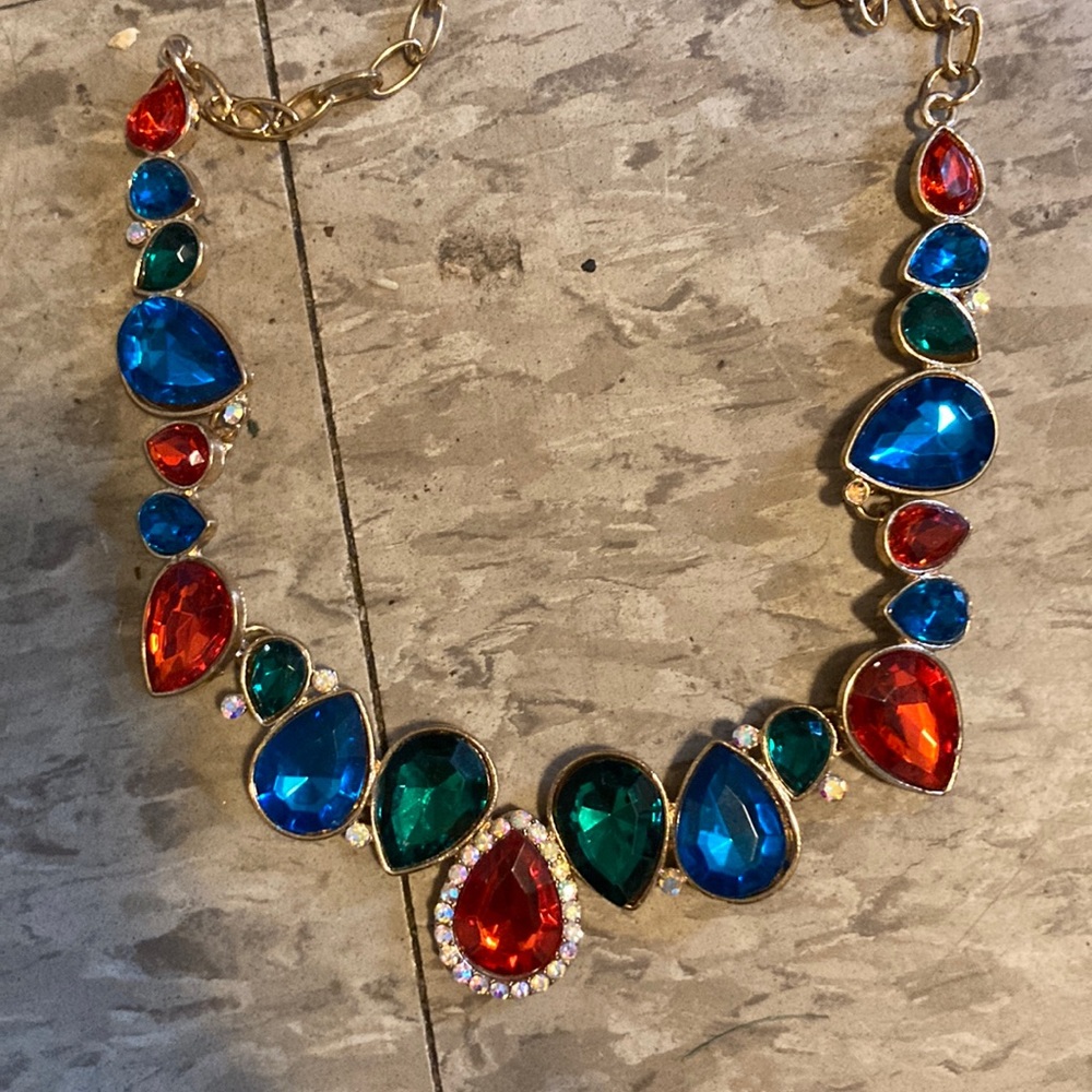 Classy Necklace